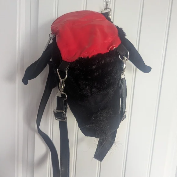 Kreepsville Demon Goat Head Backpack - Picture 6 of 9
